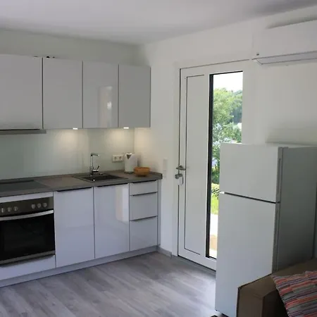 Holiday home Tolles Tinyhaus - Wandern, Biken, Chillen In Der Eifel *